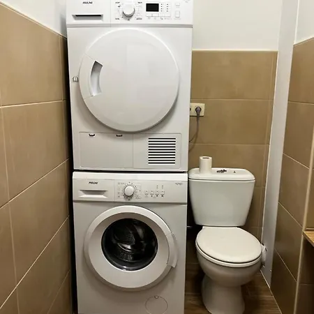 Tirou 5 Centre - Gare - Aeroport *