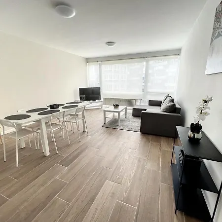 Tirou 5 Centre - Gare - Aeroport Charleroi